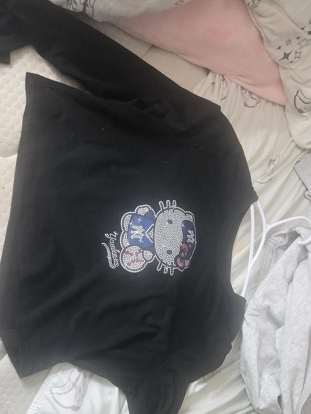 Sanrio Hello Kitty New York Yankees Rhinestone Graphic Sweatshirt Graphic Tee in
